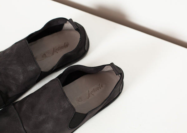 Proj Fabrik - Low Chelsea Boot in Black image thumbnail