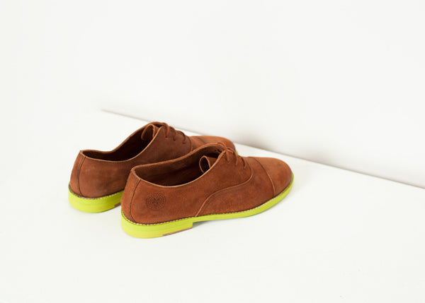 Proj Fabrik - Suede Oxford in Natural/Lime image thumbnail